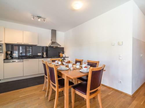 Apartment Claire S Home 7