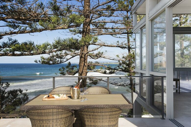 Hotel Headlands Austinmer Beach