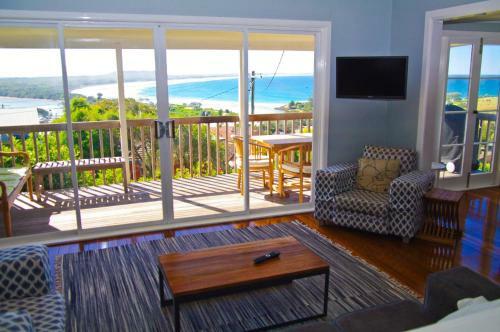 Awesome View, 4 View Street