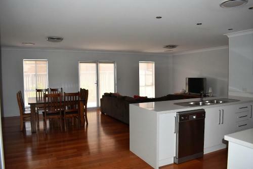 Griffith Prestige Apartments