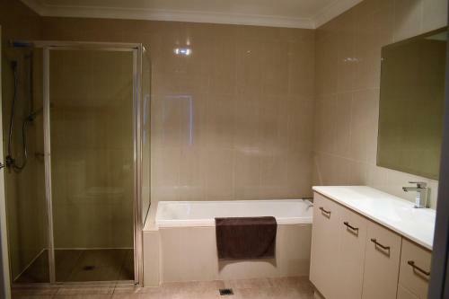 Griffith Prestige Apartments
