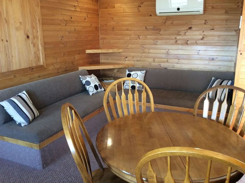 Mole Creek Cabins