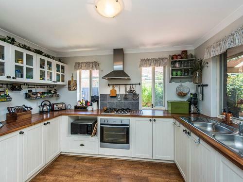 Swan Valley Holiday Home