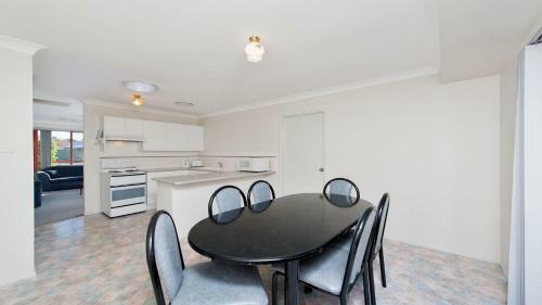 Villa Peaceful, Quiet And So Close To The Beach!