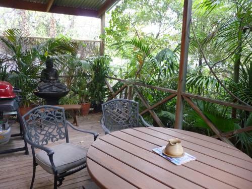 Hostal Orchard Garden