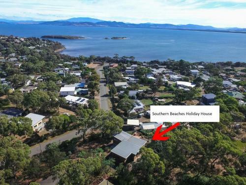 Southern Beaches Holiday House