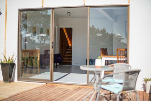 Southern Beaches Holiday House
