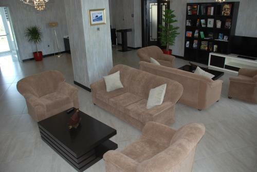 Agsaray Deluxe Hotel