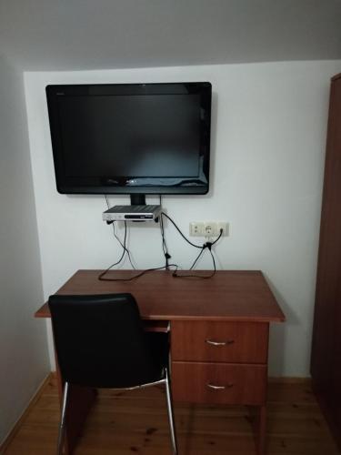 Hostal Lah?c Guesthouse