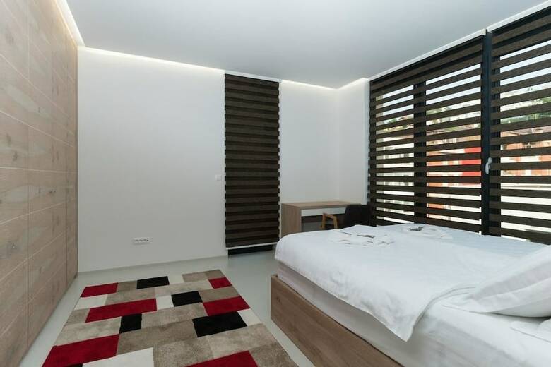 Ba Apartments