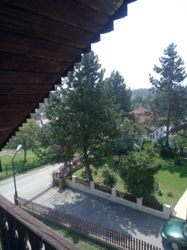 Hostal Guest House Husein