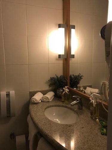 Hotel Oeste Plaza