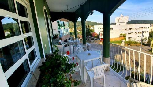 Hostal Hotel Dona Alice