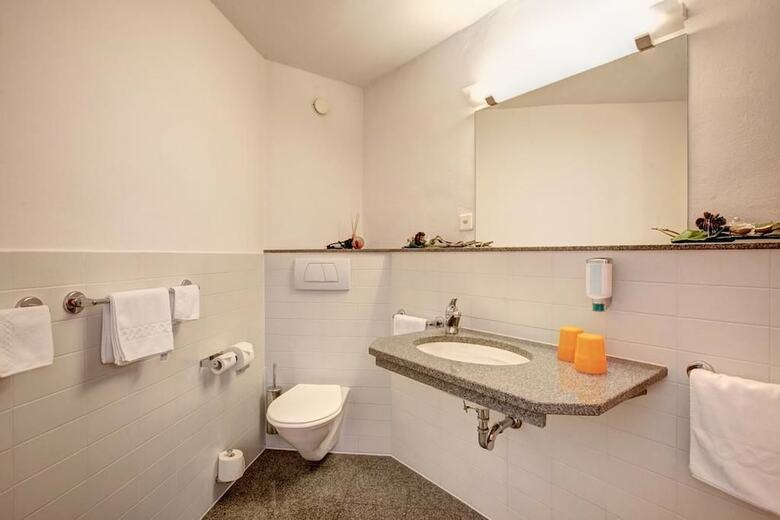 Primestay Hotel