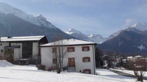 Bed & Breakfast Chasa Randulina