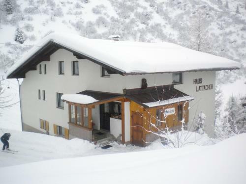 Bed & Breakfast Haus Lattacher By Ch�tel Reizen