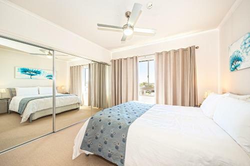 On The Bay Apartments