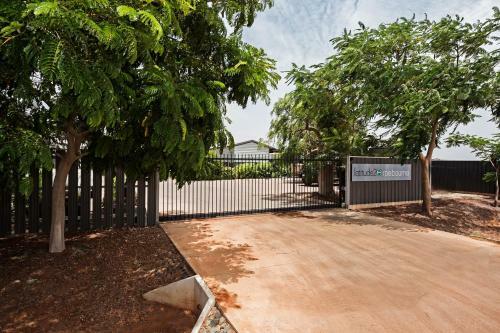 Hotel Latitude20 Roebourne Village