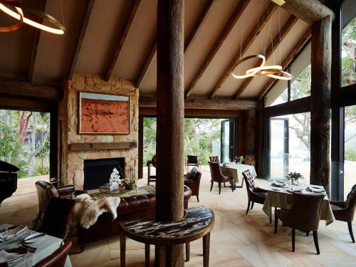 Lodge Pretty Beach House