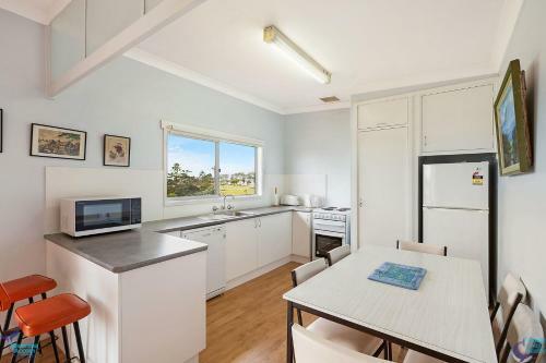 22 Dulling Street - Beach House