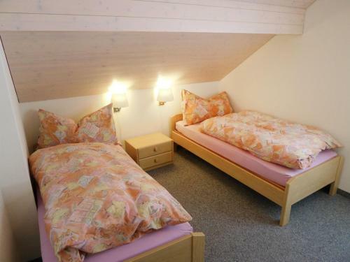 Apartment Wohnung Gelb