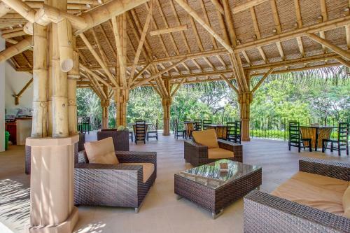 Villa Las Olas In Playa Ocotal