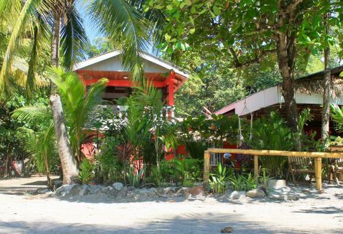 Bahia Beachfront Hotel & Restaurant