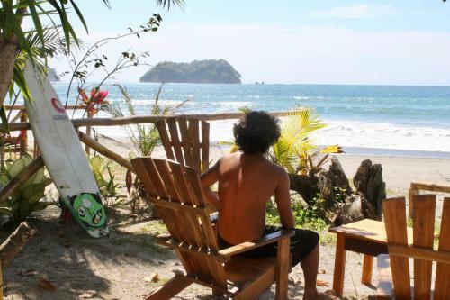 Bahia Beachfront Hotel & Restaurant