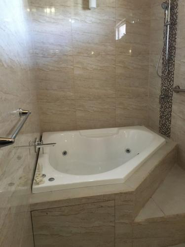 Hotel Yadran Beach Resort