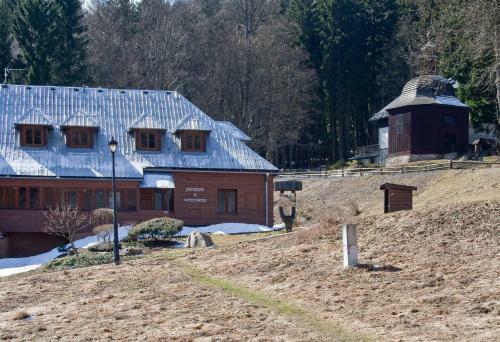 Hostal Penzion U Vodop�du