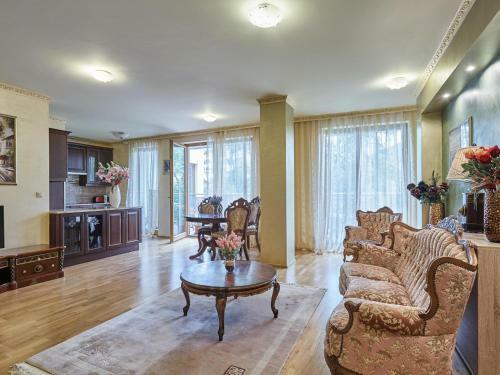 Lira 3 Apartments
