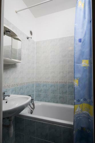 Apartamento Hotelov� D?m T?inec