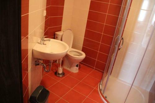 Hostal Penzion ?esk� Dv?r