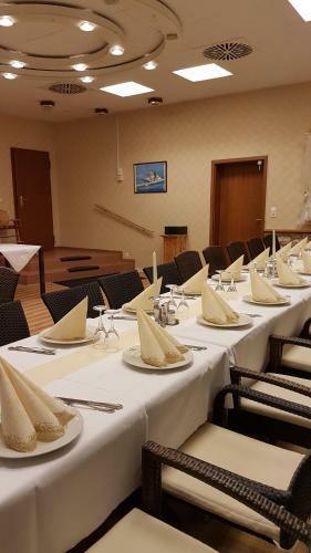 Hotel Restaurant P�lzer-buwe