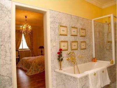 Hostal Bastgen Bed & Breakfast