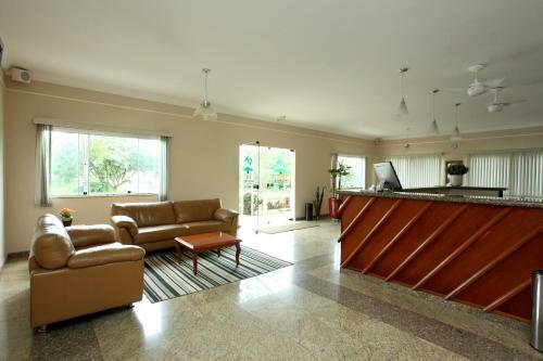 Candeias Hotel