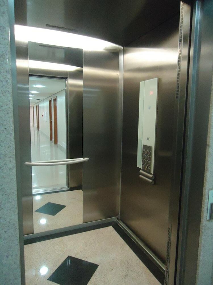 Brisa Tower Hotel