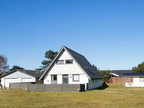 Three-bedroom Holiday Home In Glesborg 14