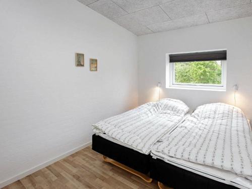 One-bedroom Holiday Home In Brekstad