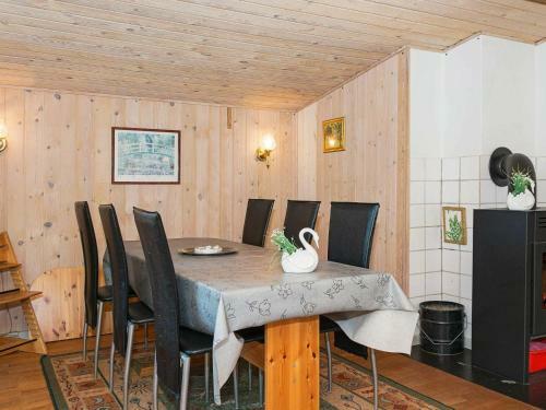 Three-bedroom Holiday Home In Alling�bro 5