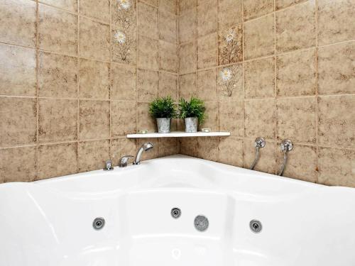 Three-bedroom Holiday Home In Millinge 1