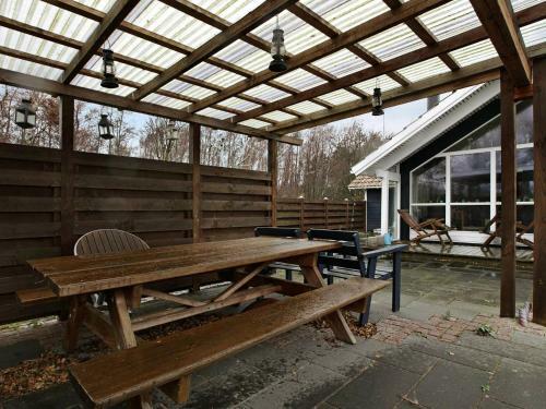 Three-bedroom Holiday Home In R�dby 30