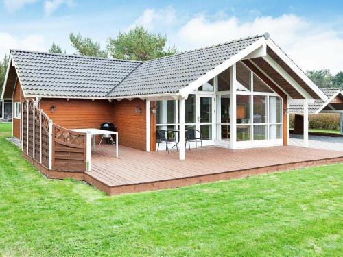 Three-bedroom Holiday Home In R�dby 38