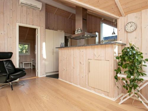 Three-bedroom Holiday Home In R�dby 38