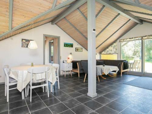 Three-bedroom Holiday Home In R�dby 33