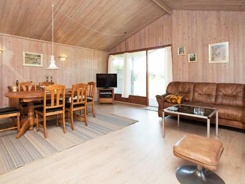 Two-bedroom Holiday Home In R�dby 16