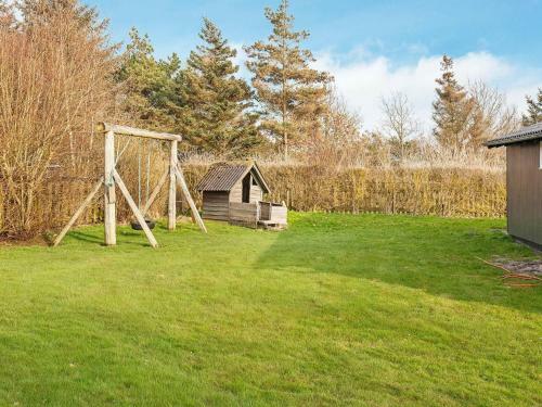 Three-bedroom Holiday Home In R�dby 3