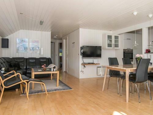 Holiday Home N�rre Nebel V