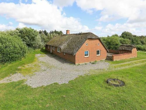 Six-bedroom Holiday Home In Ulfborg 3