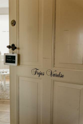 Jungshoved Pr�steg�rd B&B